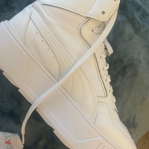 Women's Puma Platform Sneakers (White) - Picture 4 of 5